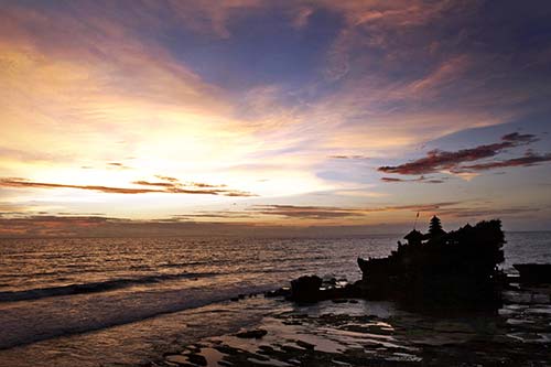 things to do in Bali - Tanah Lot sunset